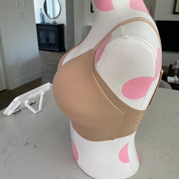 knix WingWoman Nylon Spandex Wireless Contour Bra Sz OS Nude Color NWOT - Picture 2 of 11